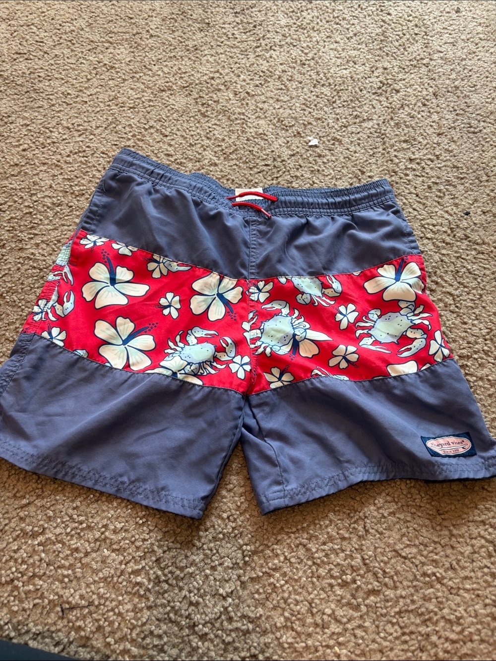 B72 Vineyard Vines Navy & Red Floral-Print 12-14 Swim Shorts, liner cut